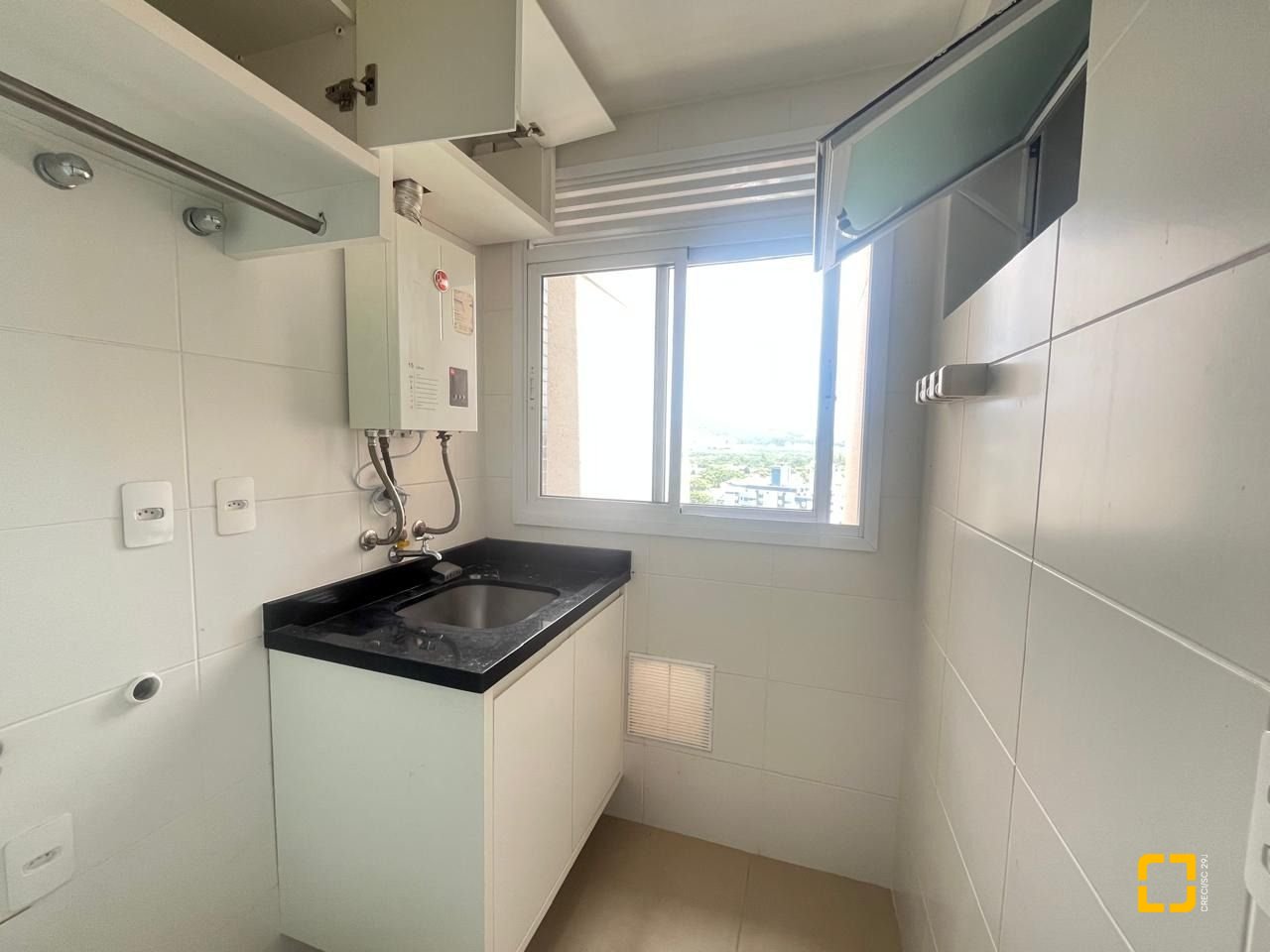 Apartamento com 65m², 3 quartos (sendo 1 suíte), 1 garagem, no bairro Itacorubi em Florianópolis