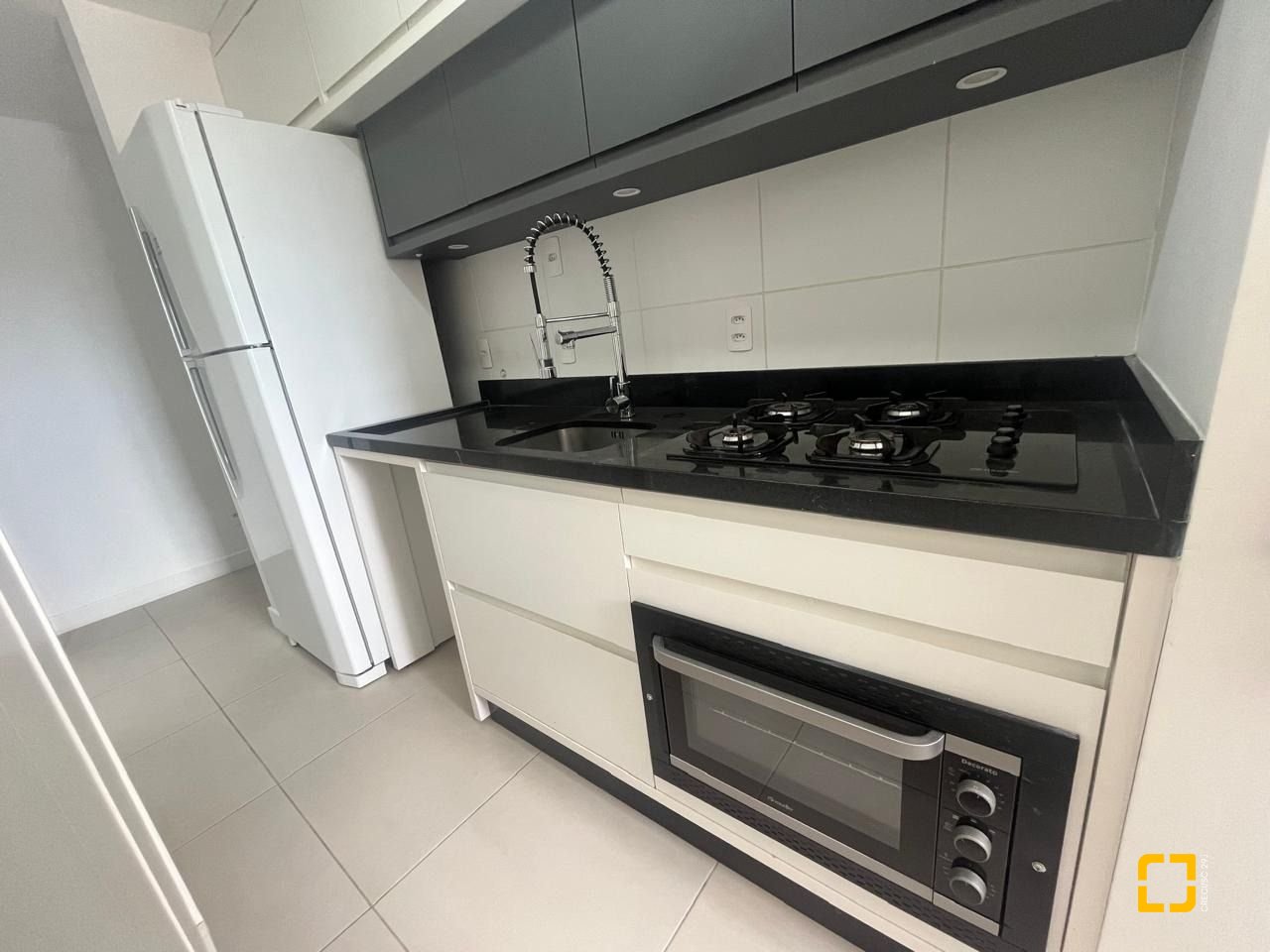 Apartamento com 65m², 3 quartos (sendo 1 suíte), 1 garagem, no bairro Itacorubi em Florianópolis