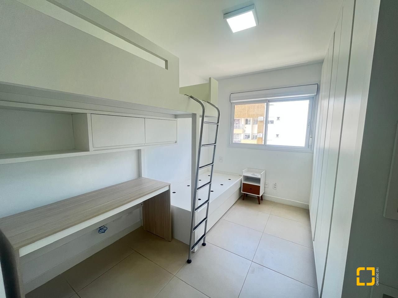 Apartamento com 65m², 3 quartos (sendo 1 suíte), 1 garagem, no bairro Itacorubi em Florianópolis