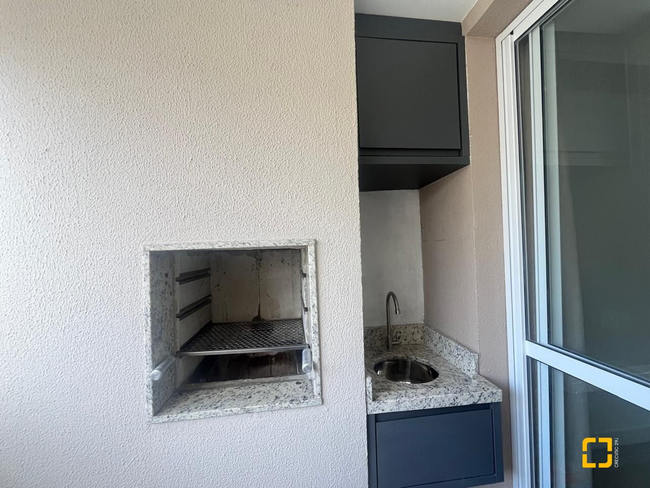 Apartamento com 65m², 3 quartos (sendo 1 suíte), 1 garagem, no bairro Itacorubi em Florianópolis