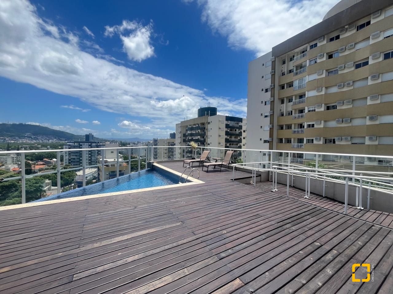 Apartamento com 65m², 3 quartos (sendo 1 suíte), 1 garagem, no bairro Itacorubi em Florianópolis
