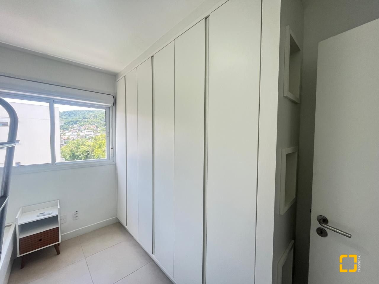 Apartamento com 65m², 3 quartos (sendo 1 suíte), 1 garagem, no bairro Itacorubi em Florianópolis