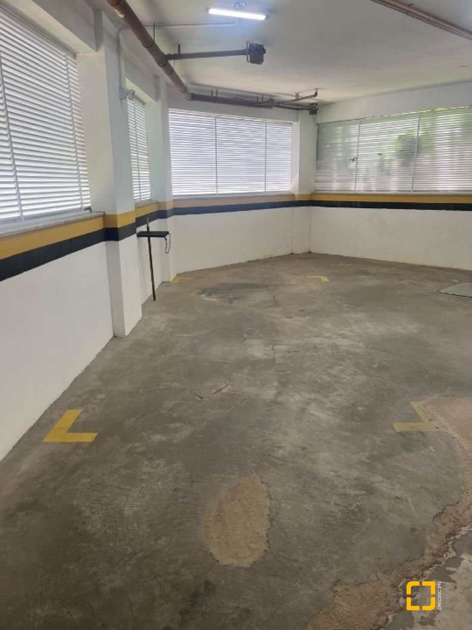 Apartamento com 65m², 3 quartos (sendo 1 suíte), 1 garagem, no bairro Itacorubi em Florianópolis