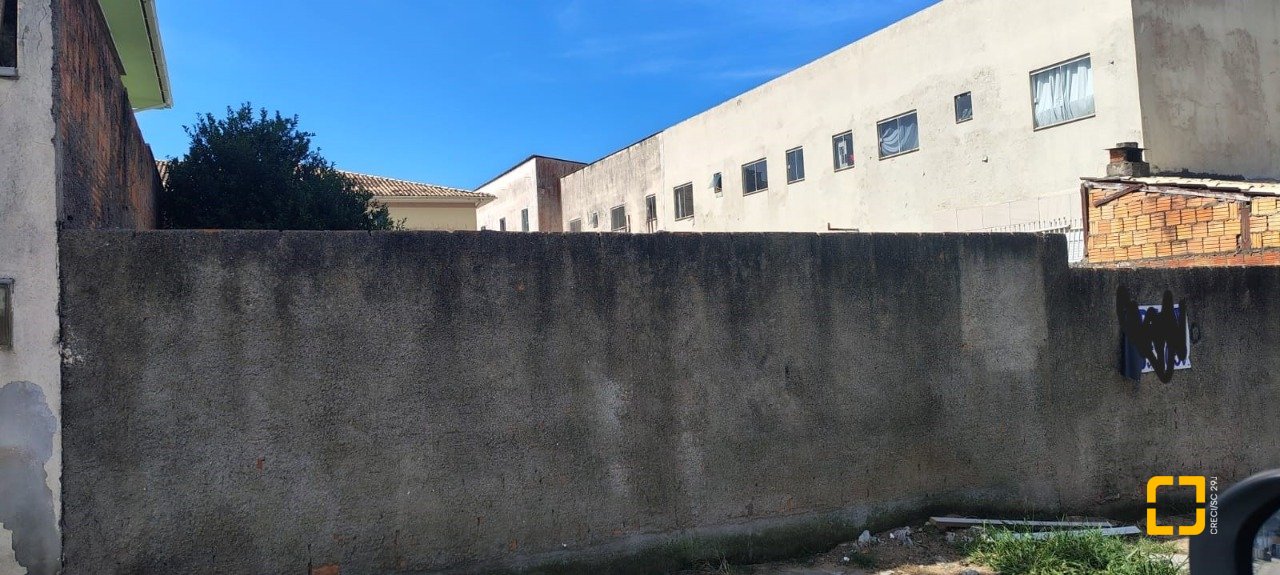Terreno com 507m², no bairro Ingleses em Florianópolis