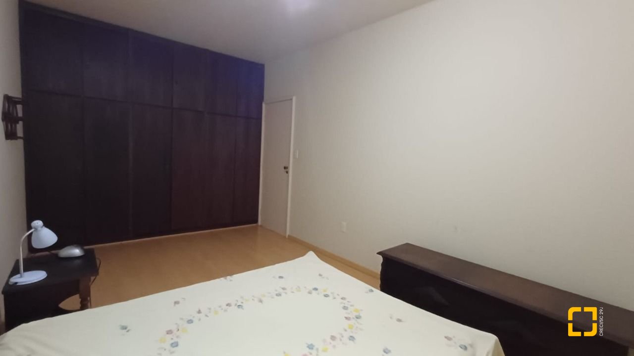 Apartamento com 81m², 2 quartos, 1 garagem, no bairro Centro em Florianópolis