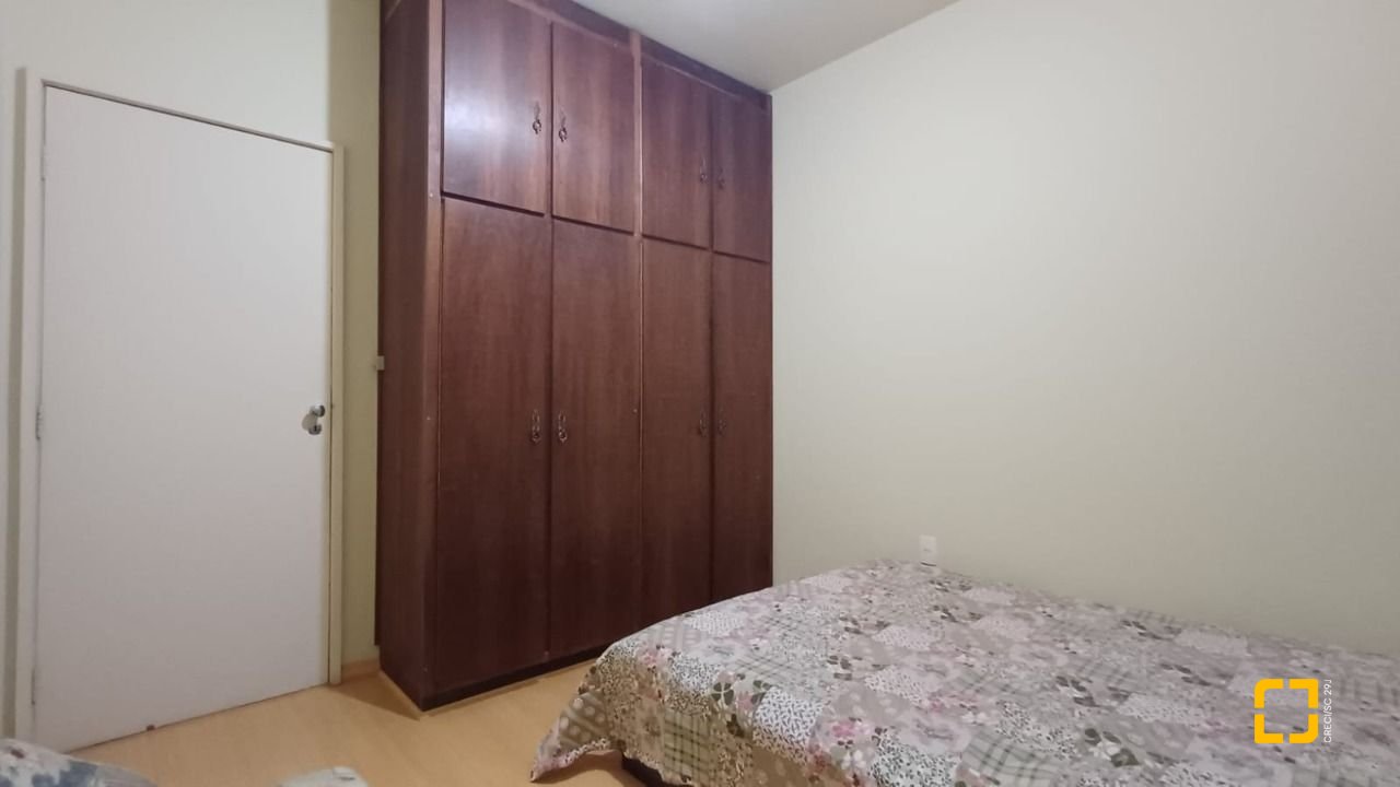 Apartamento com 81m², 2 quartos, 1 garagem, no bairro Centro em Florianópolis