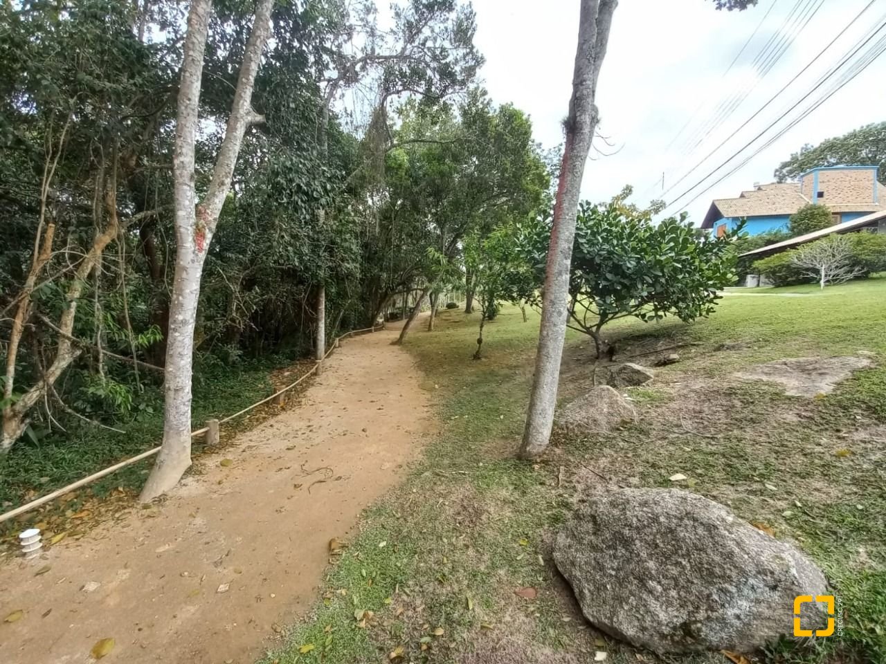 Terreno com 1503m², no bairro Cacupé em Florianópolis