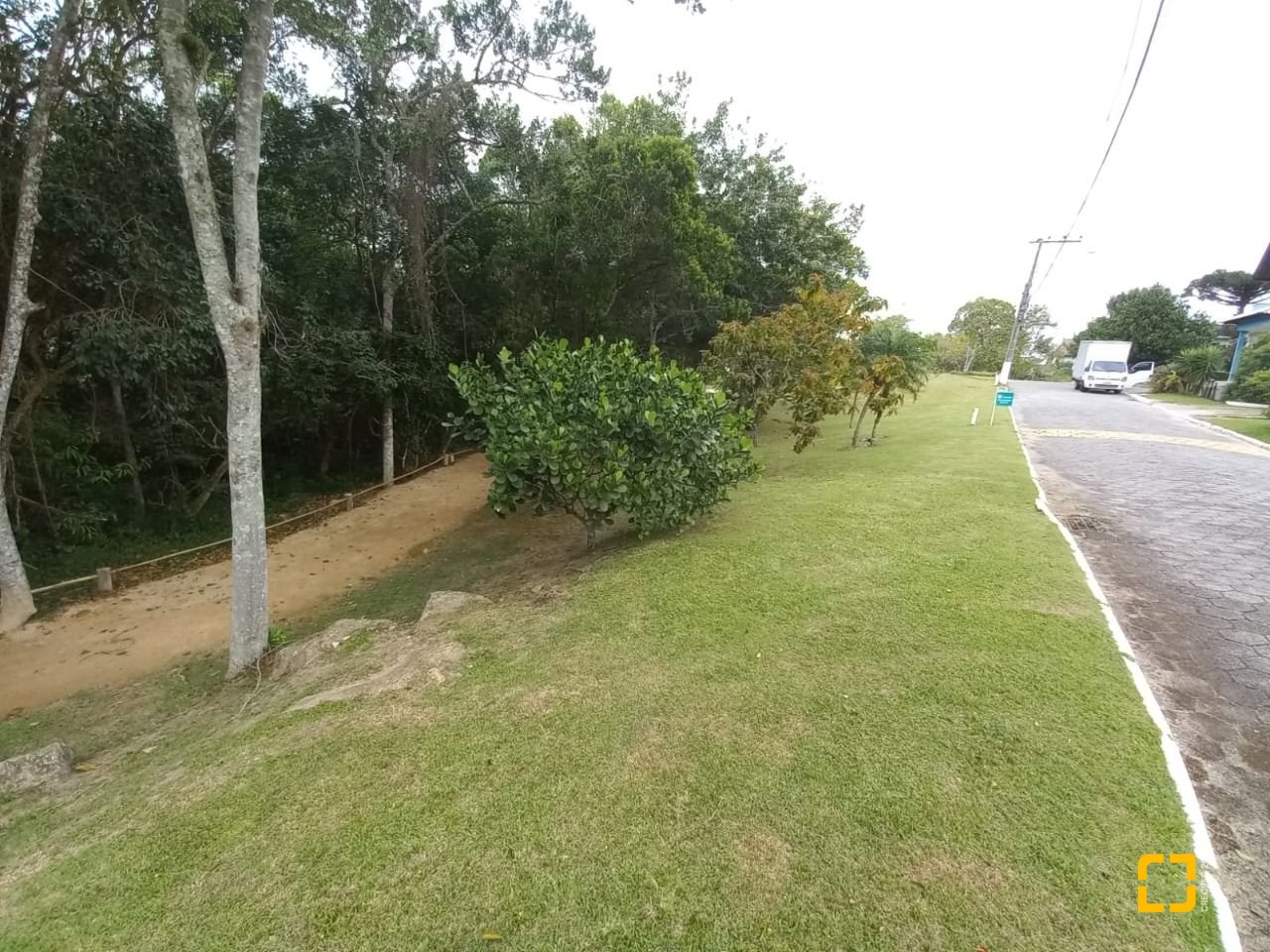 Terreno com 1503m², no bairro Cacupé em Florianópolis