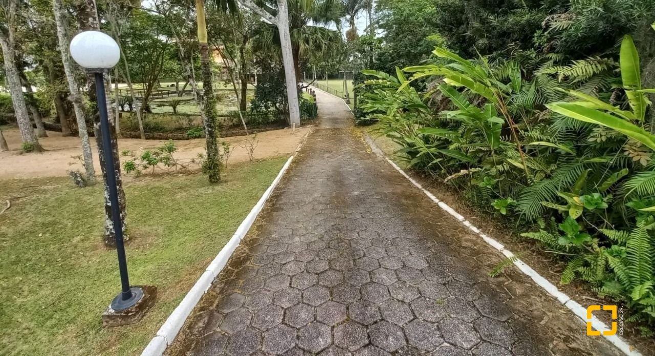 Terreno com 1503m², no bairro Cacupé em Florianópolis