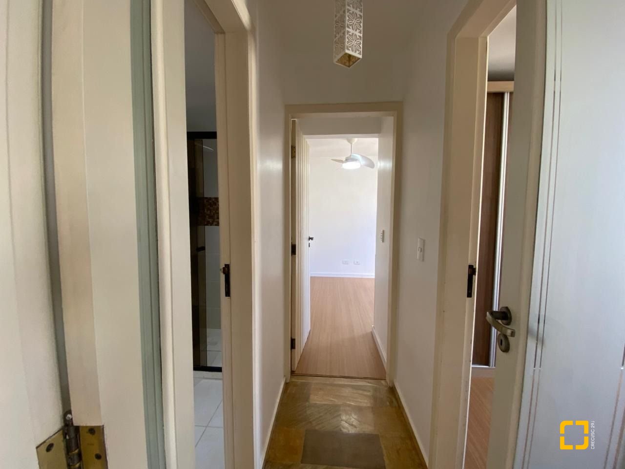 Apartamento com 56m², 2 quartos, 1 garagem, no bairro Coqueiros em Florianópolis