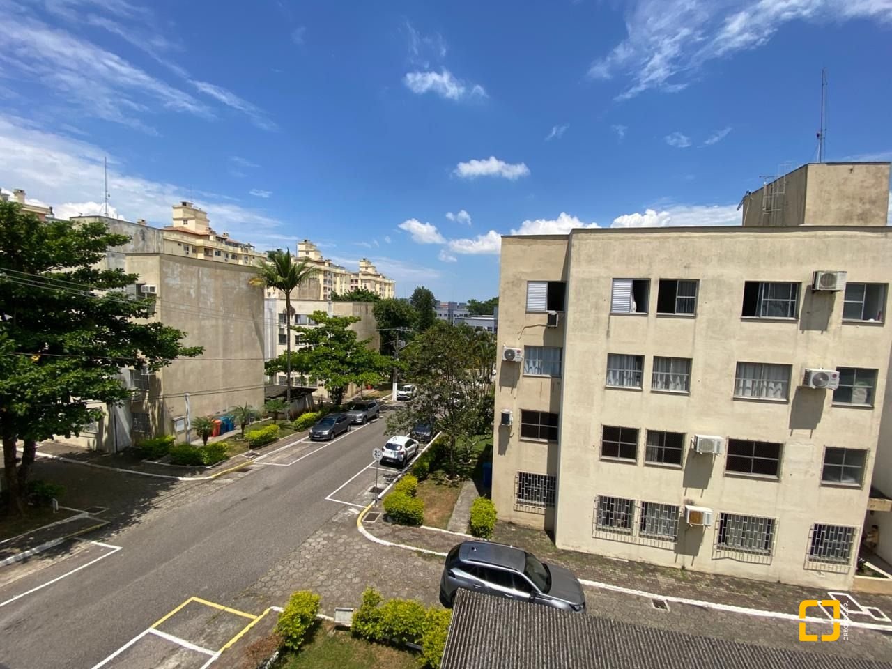 Apartamento com 56m², 2 quartos, 1 garagem, no bairro Coqueiros em Florianópolis