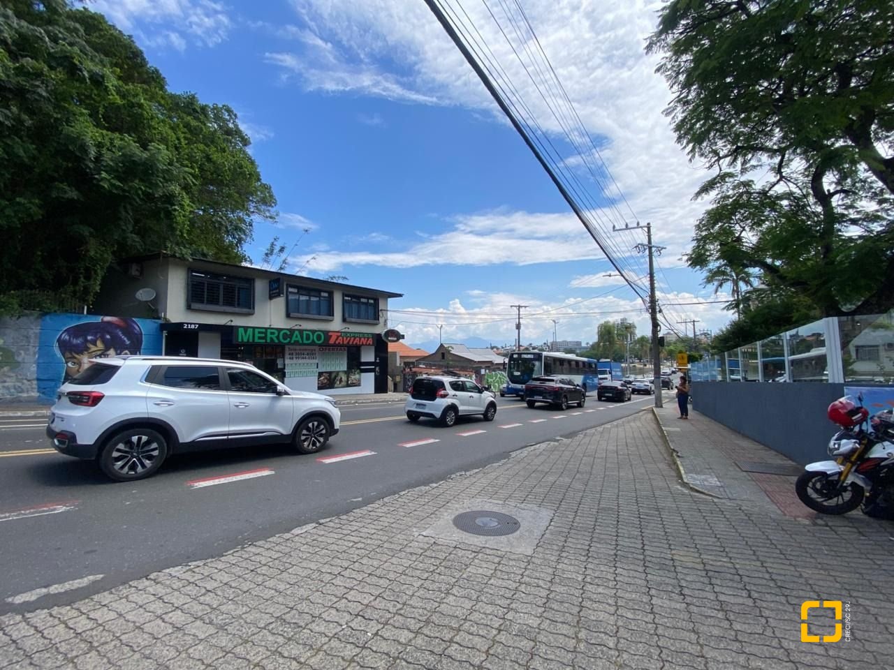 Apartamento com 56m², 2 quartos, 1 garagem, no bairro Coqueiros em Florianópolis