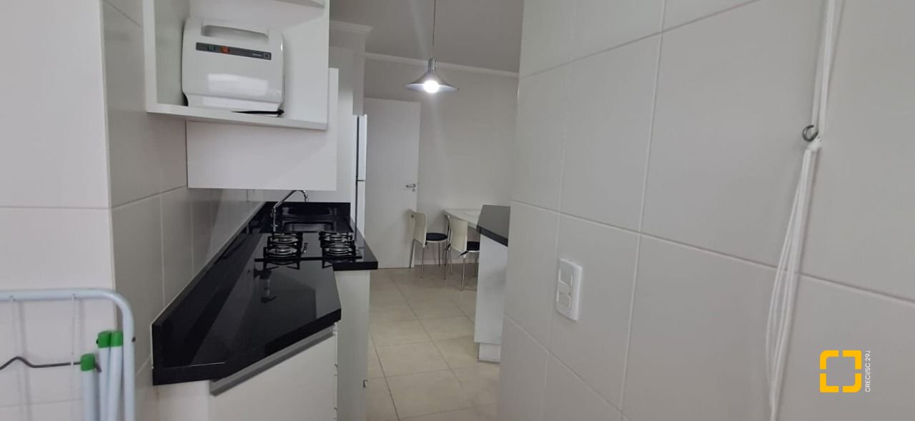 Apartamento com 84m², 3 quartos (sendo 1 suíte), 1 garagem, no bairro Cachoeira do Bom Jesus em Florianópolis