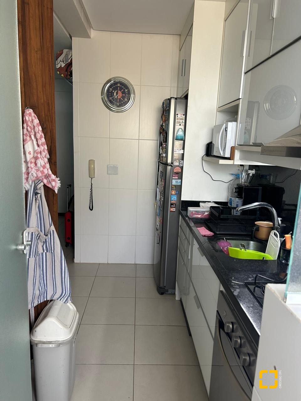 Apartamento com 102m², 4 quartos (sendo 1 suíte), 2 garagens, no bairro Campeche em Florianópolis