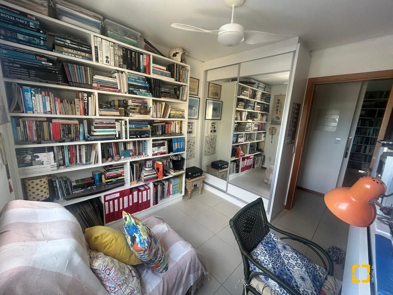 Apartamento com 102m², 4 quartos (sendo 1 suíte), 2 garagens, no bairro Campeche em Florianópolis