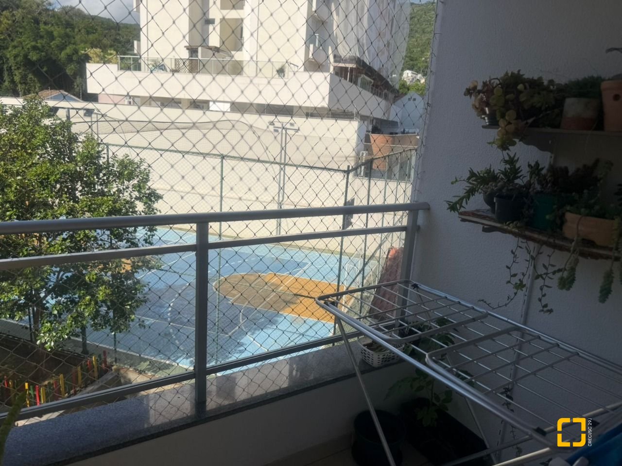 Apartamento com 74m², 4 quartos (sendo 1 suíte), 1 garagem, no bairro Itacorubi em Florianópolis