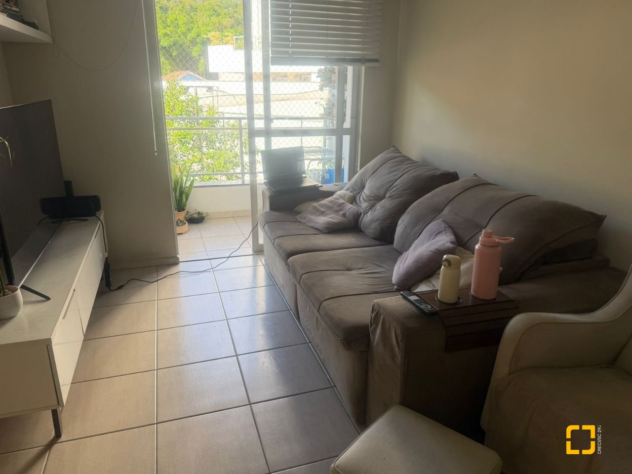 Apartamento com 74m², 4 quartos (sendo 1 suíte), 1 garagem, no bairro Itacorubi em Florianópolis