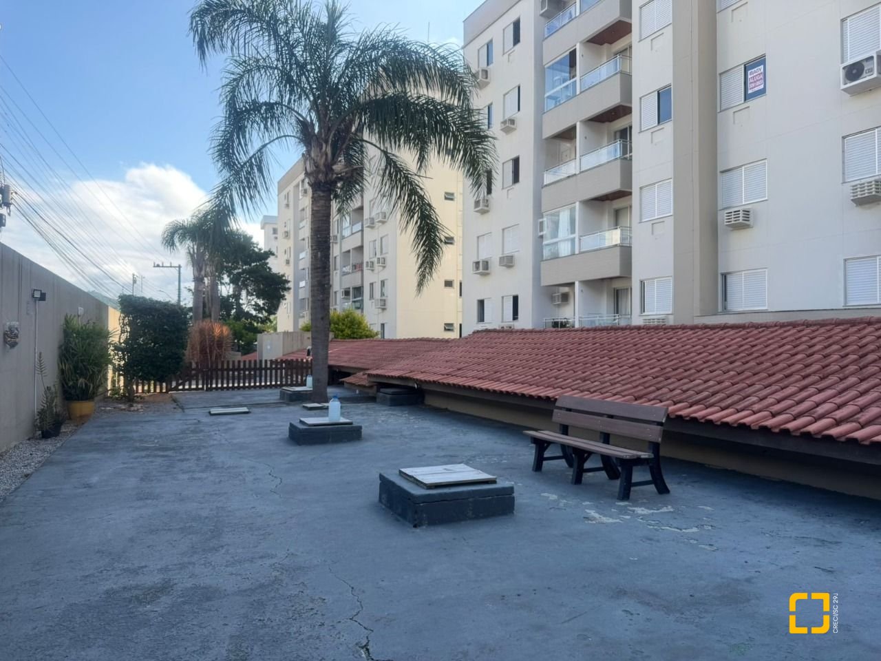 Apartamento com 74m², 4 quartos (sendo 1 suíte), 1 garagem, no bairro Itacorubi em Florianópolis