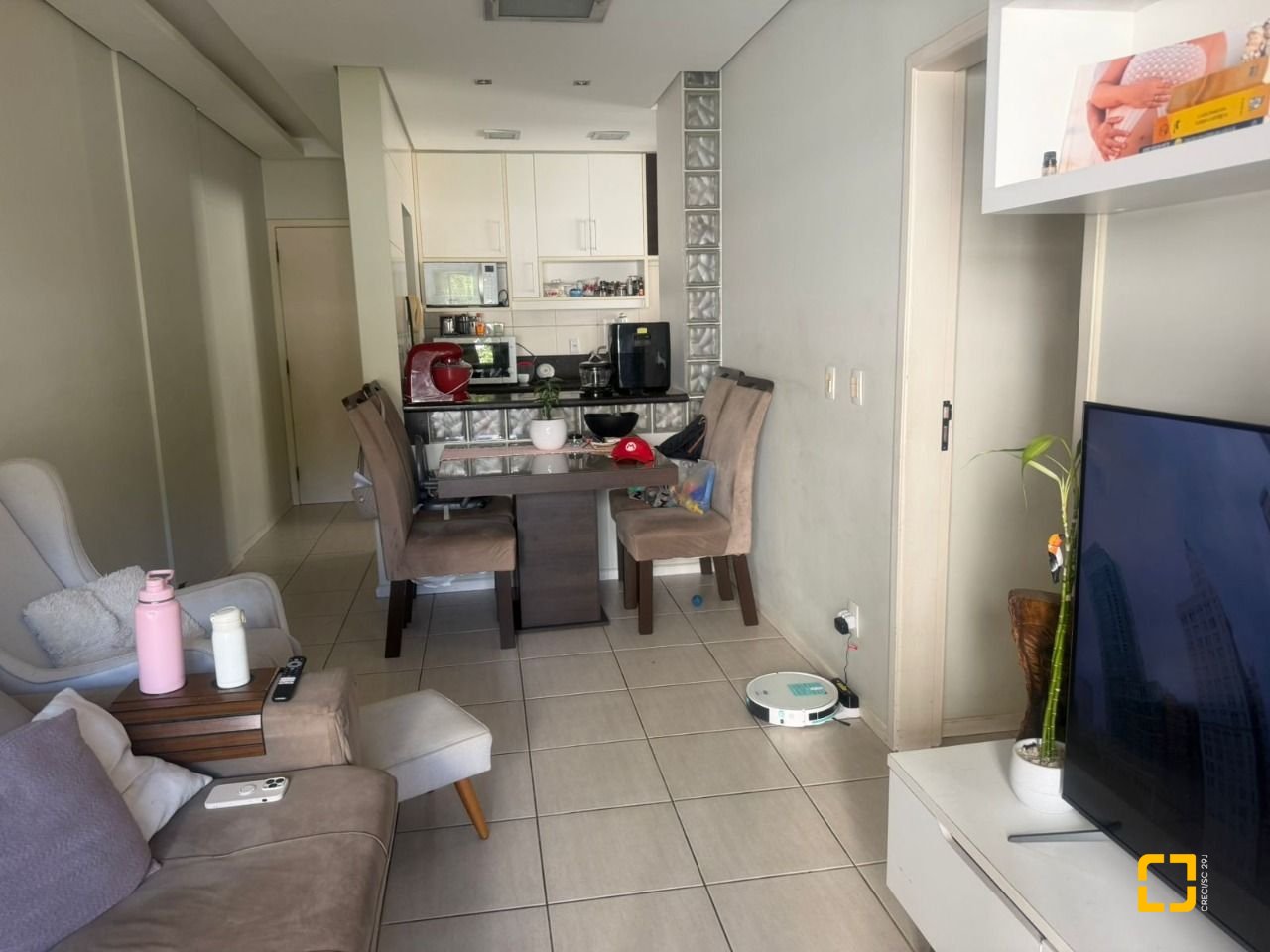 Apartamento com 74m², 4 quartos (sendo 1 suíte), 1 garagem, no bairro Itacorubi em Florianópolis