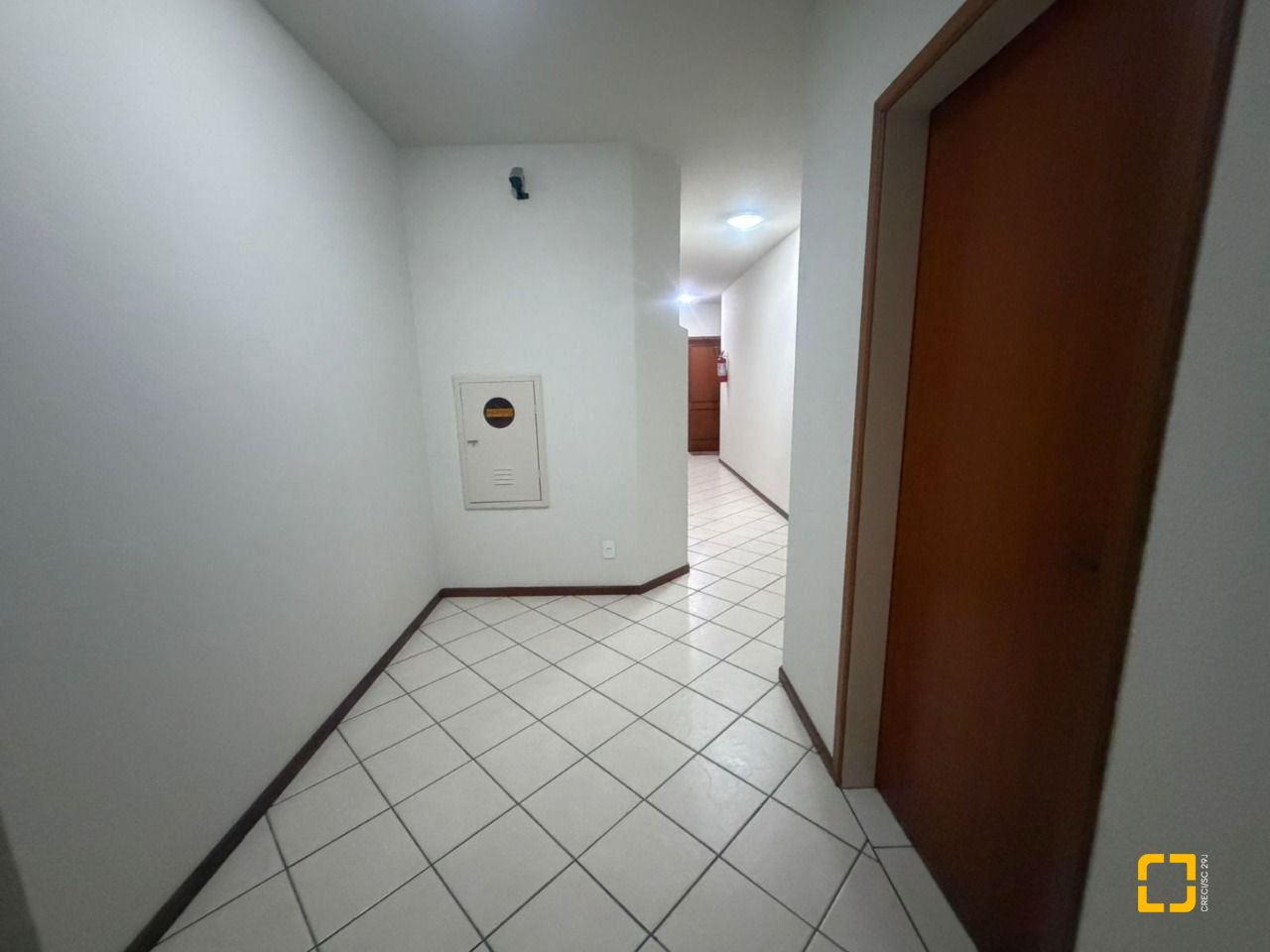 Apartamento com 74m², 4 quartos (sendo 1 suíte), 1 garagem, no bairro Itacorubi em Florianópolis