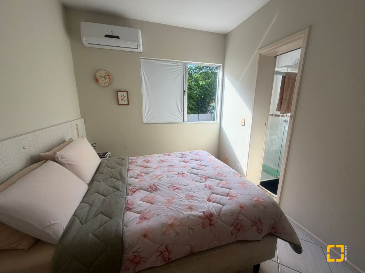 Apartamento com 74m², 4 quartos (sendo 1 suíte), 1 garagem, no bairro Itacorubi em Florianópolis
