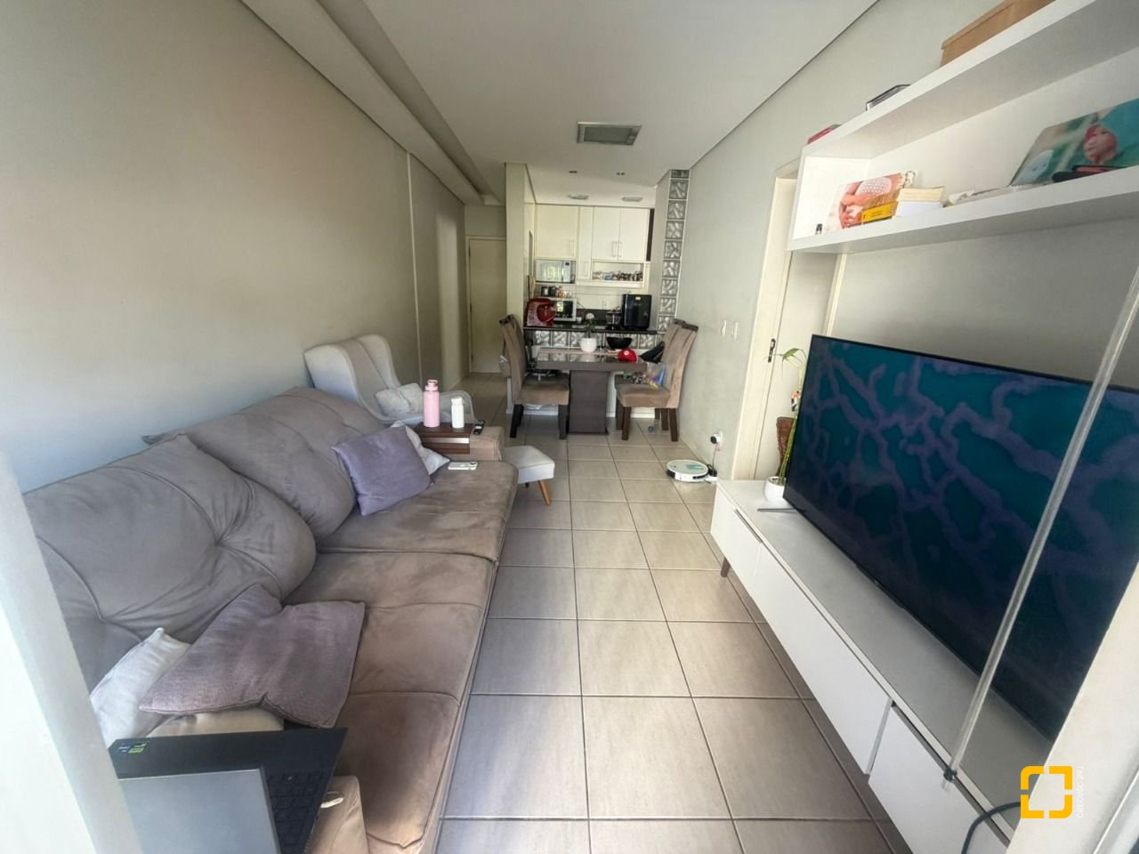 Apartamento com 74m², 4 quartos (sendo 1 suíte), 1 garagem, no bairro Itacorubi em Florianópolis