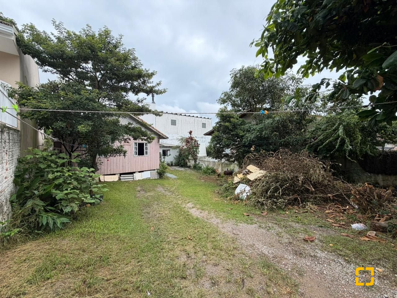 Terreno com 240m², no bairro Capoeiras em Florianópolis