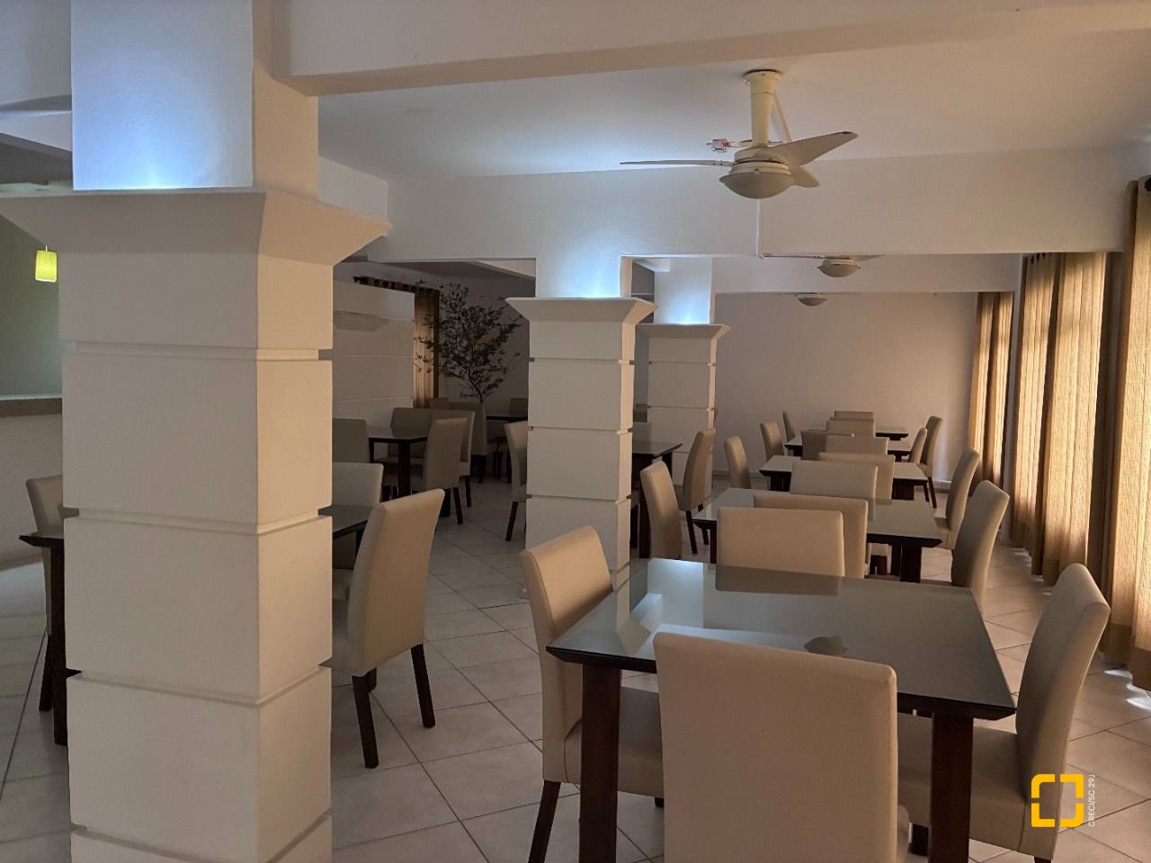 Apartamento com 83m², 3 quartos, 1 garagem, no bairro Centro em Florianópolis