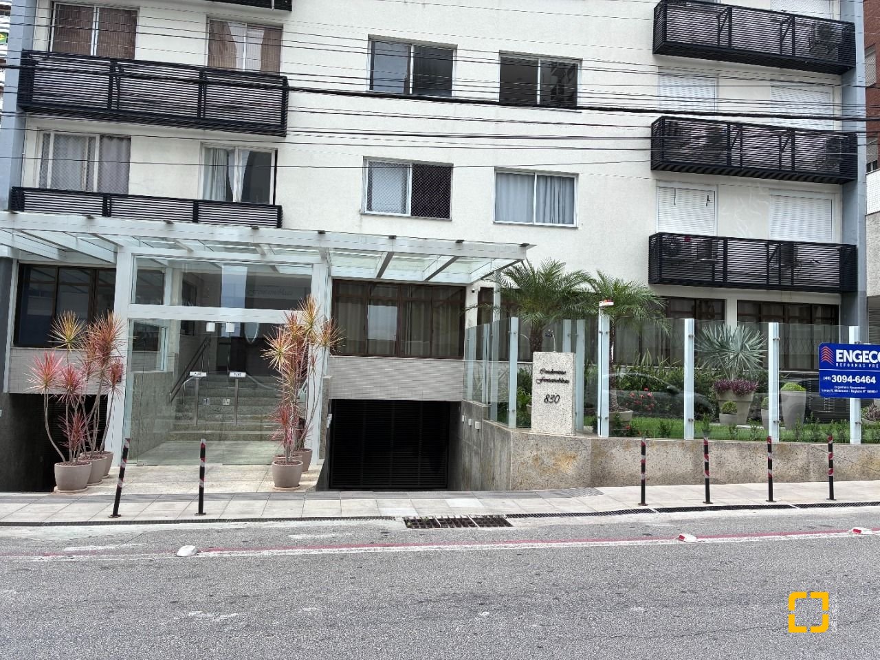 Apartamento com 83m², 3 quartos, 1 garagem, no bairro Centro em Florianópolis