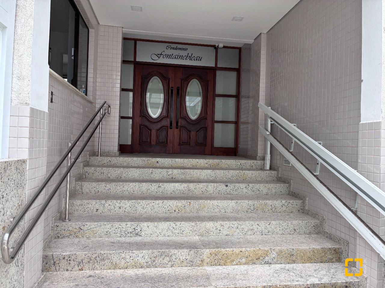 Apartamento com 83m², 3 quartos, 1 garagem, no bairro Centro em Florianópolis