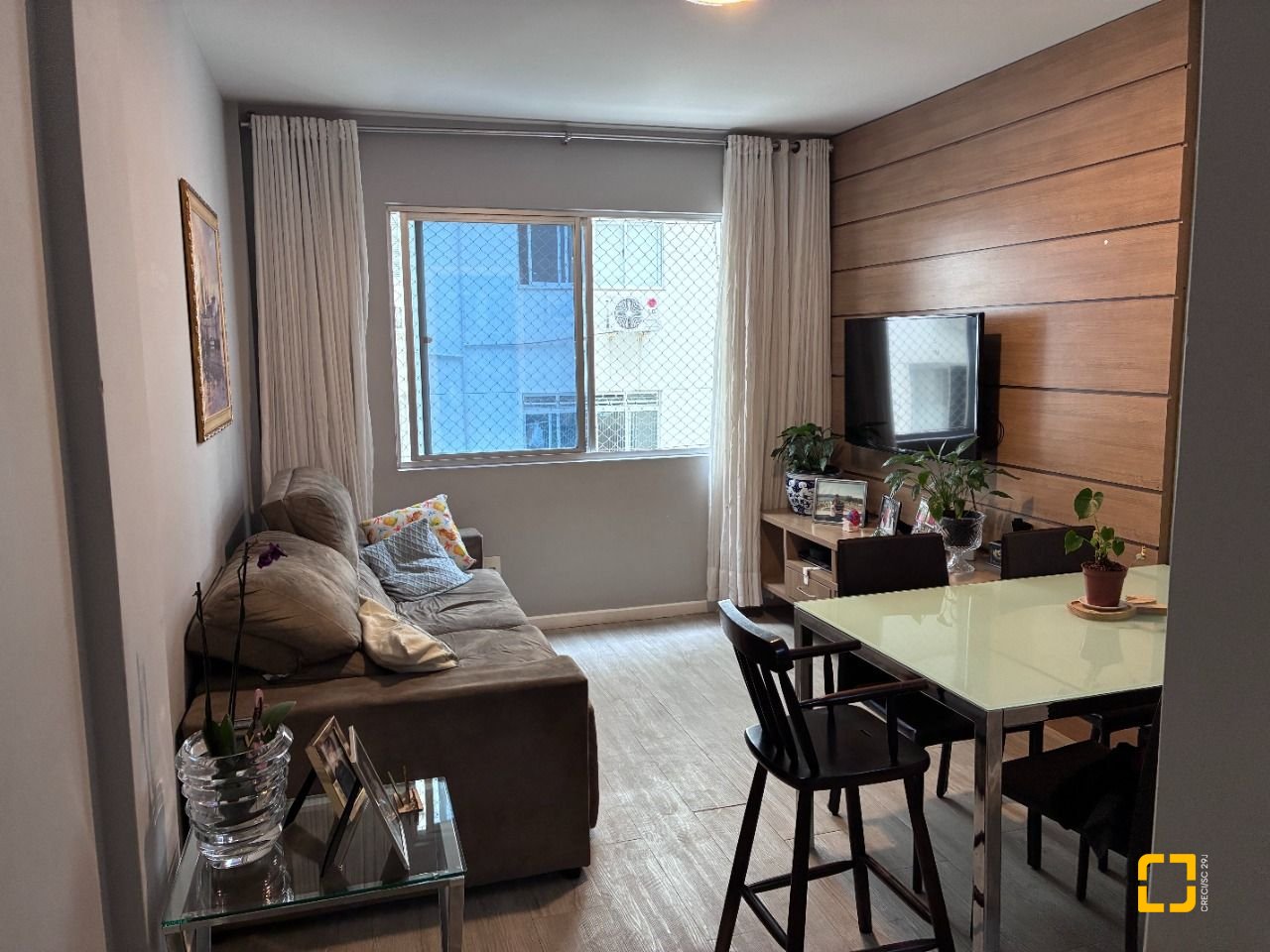 Apartamento com 83m², 3 quartos, 1 garagem, no bairro Centro em Florianópolis
