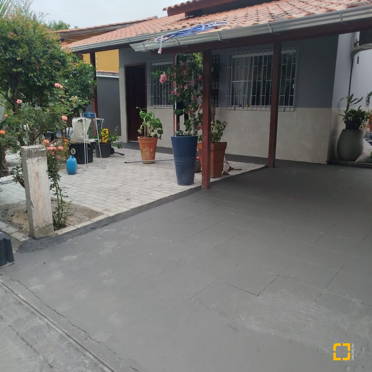Casa com 51m², 2 quartos, 1 garagem, no bairro São João do Rio Vermelho em Florianópolis