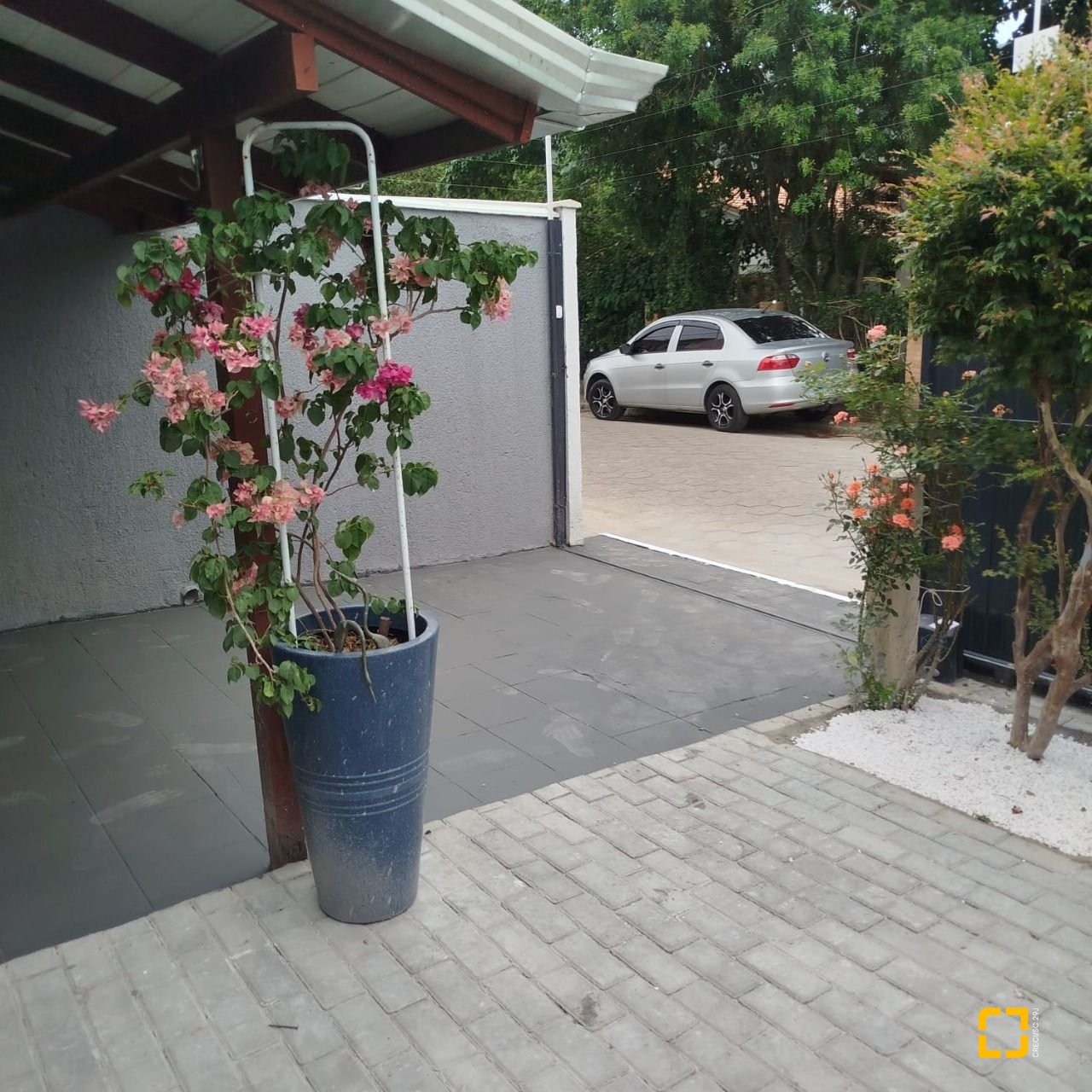 Casa com 51m², 2 quartos, 1 garagem, no bairro São João do Rio Vermelho em Florianópolis