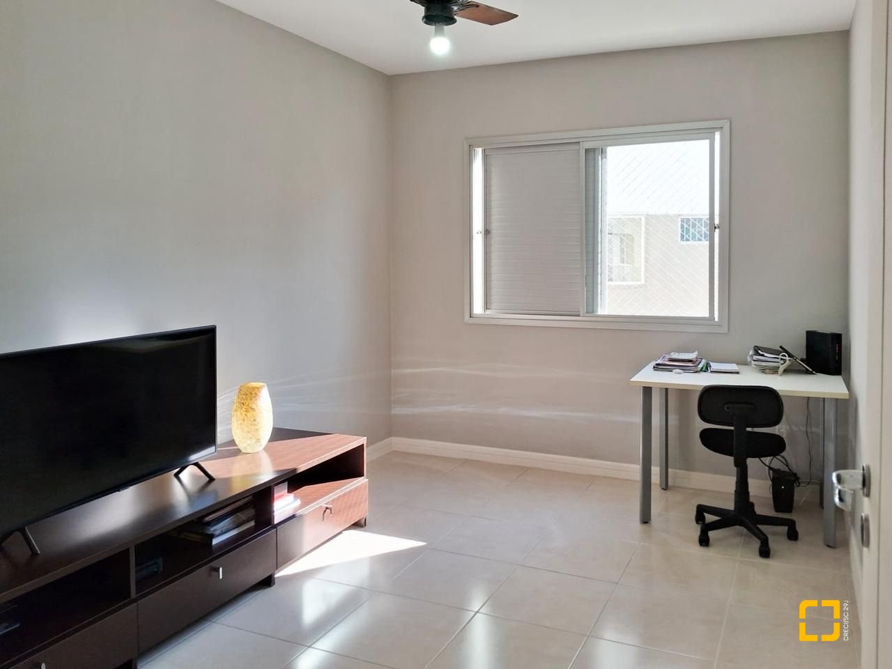 Apartamento com 119m², 4 quartos (sendo 1 suíte), 1 garagem, no bairro Trindade em Florianópolis