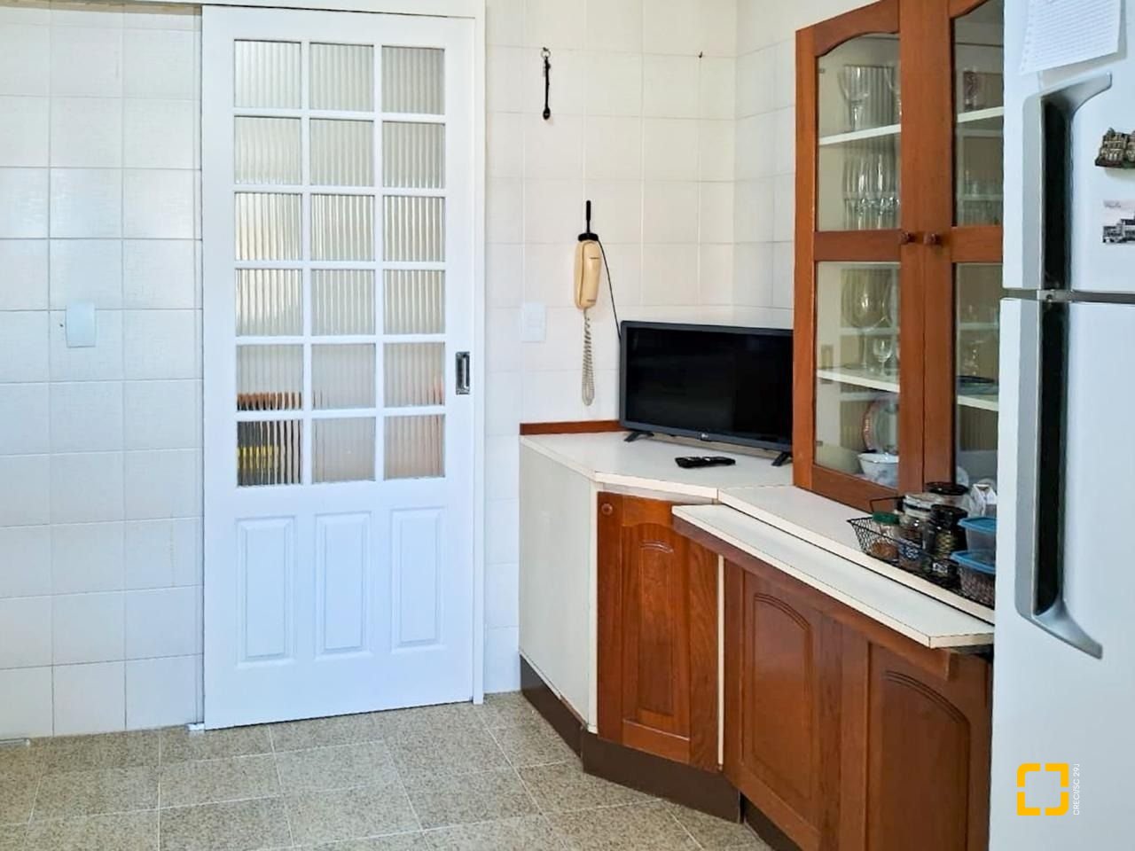 Apartamento com 119m², 4 quartos (sendo 1 suíte), 1 garagem, no bairro Trindade em Florianópolis