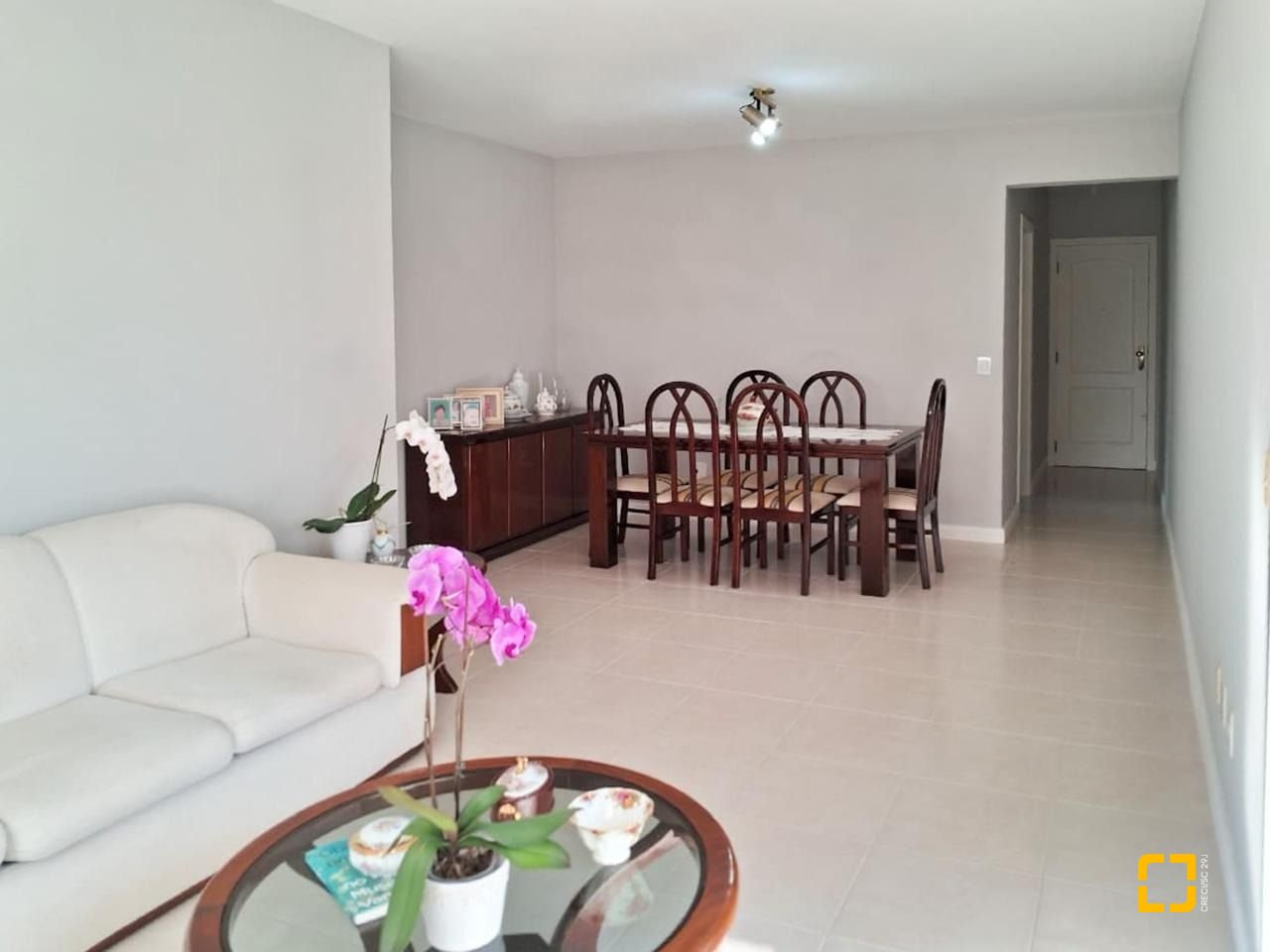 Apartamento com 119m², 4 quartos (sendo 1 suíte), 1 garagem, no bairro Trindade em Florianópolis