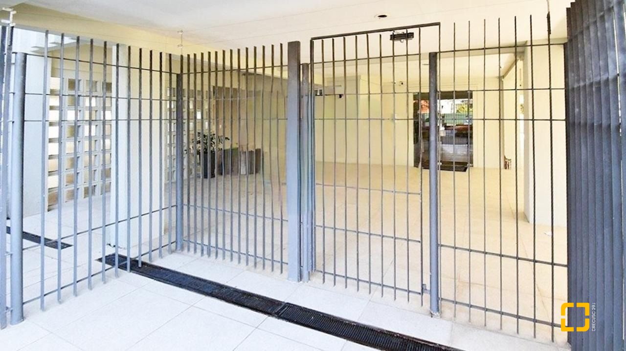 Apartamento com 119m², 4 quartos (sendo 1 suíte), 1 garagem, no bairro Trindade em Florianópolis