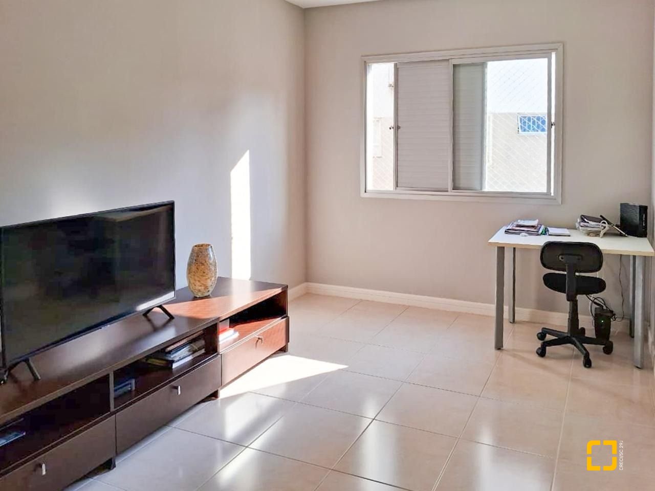 Apartamento com 119m², 4 quartos (sendo 1 suíte), 1 garagem, no bairro Trindade em Florianópolis