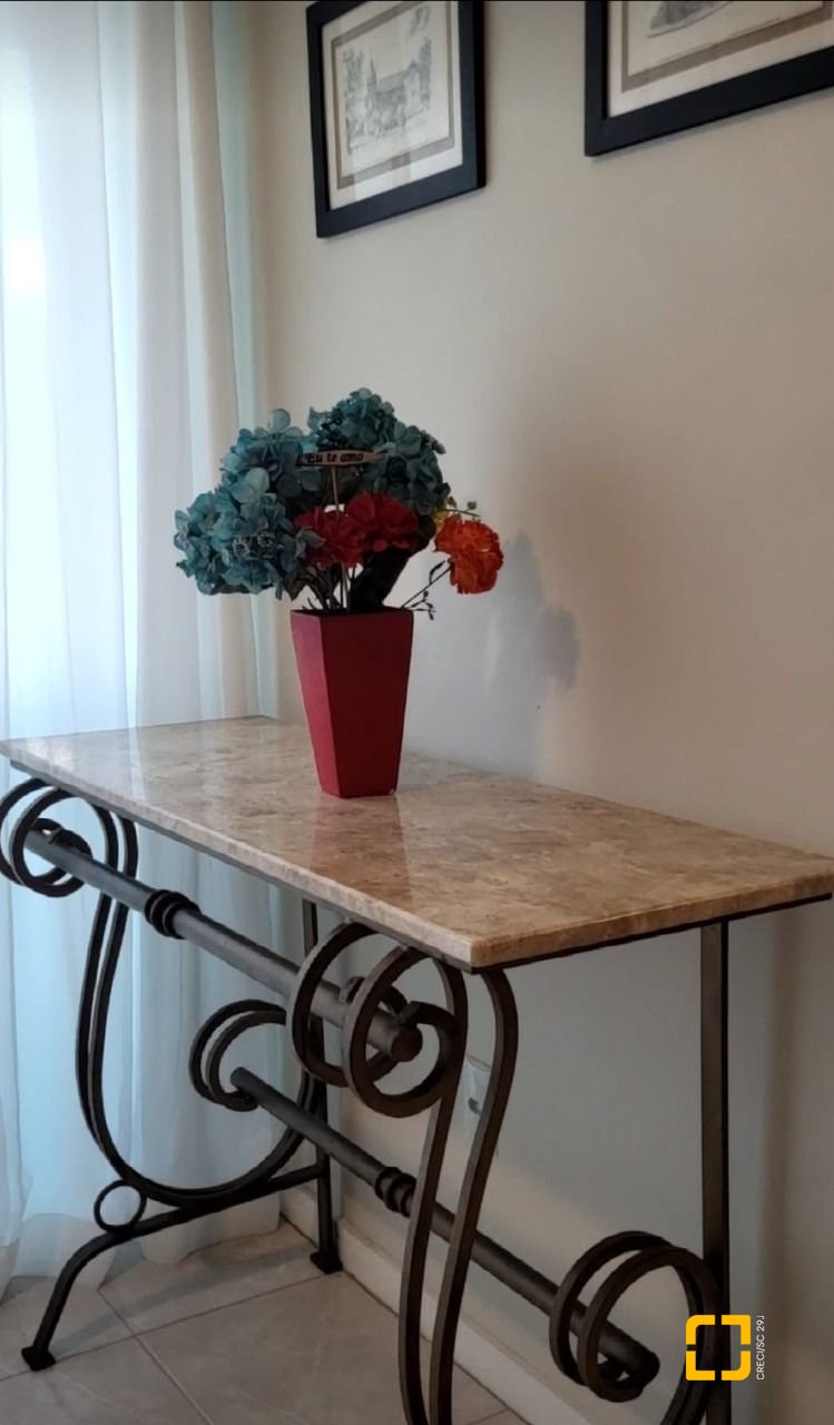 Apartamento com 82m², 4 quartos (sendo 2 suítes), 1 garagem, no bairro Ingleses do Rio Vermelho em Florianópolis