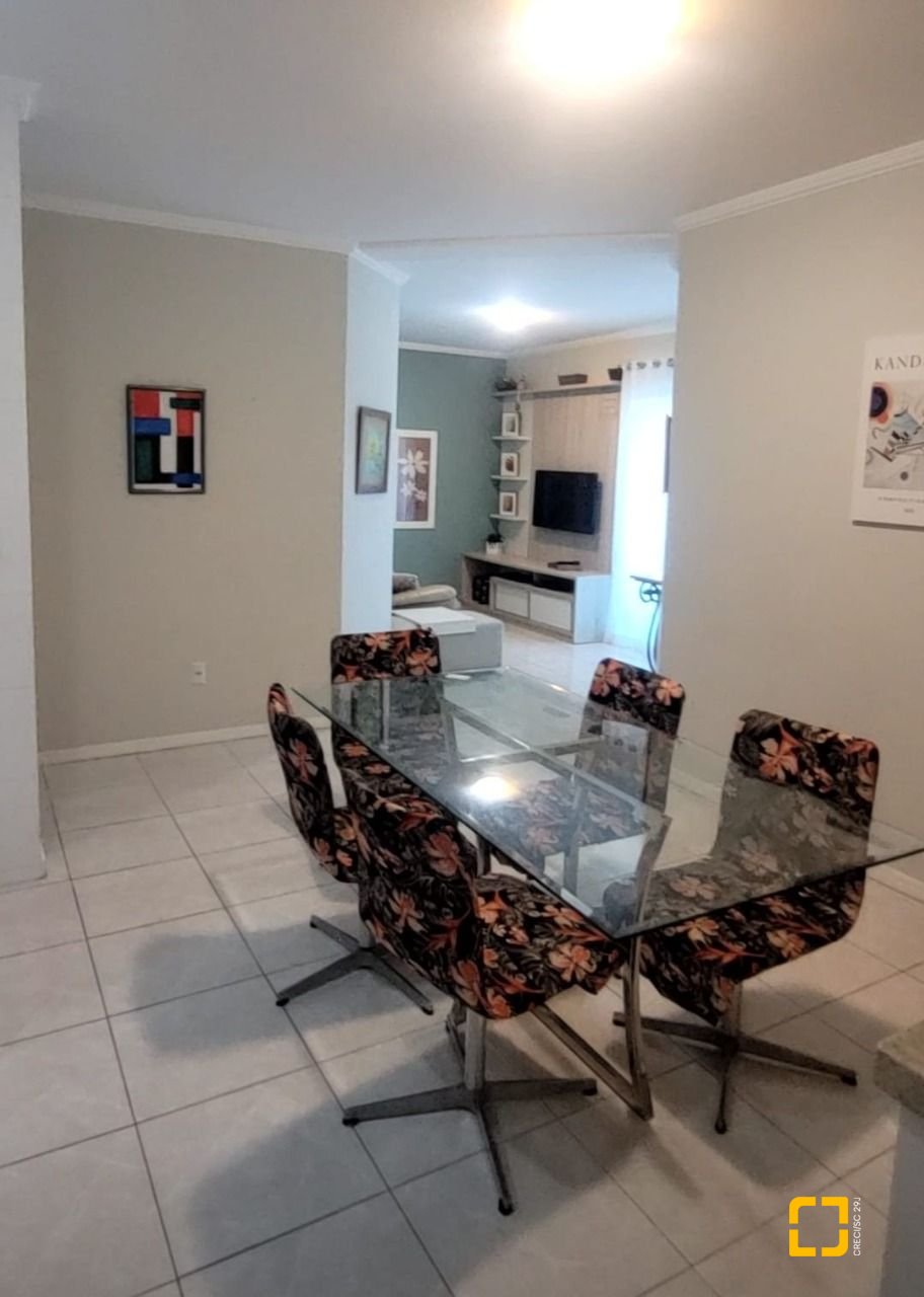 Apartamento com 82m², 4 quartos (sendo 2 suítes), 1 garagem, no bairro Ingleses do Rio Vermelho em Florianópolis