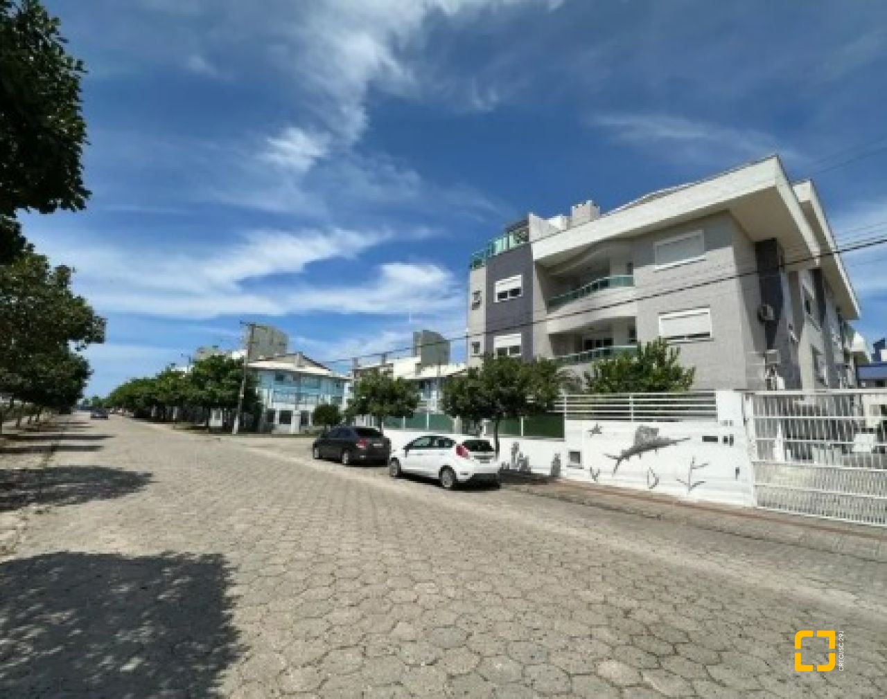 Apartamento com 82m², 4 quartos (sendo 2 suítes), 1 garagem, no bairro Ingleses do Rio Vermelho em Florianópolis