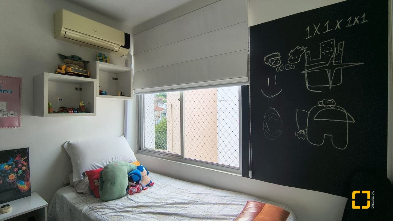 Apartamento com 80m², 4 quartos (sendo 1 suíte), 1 garagem, no bairro Estreito em Florianópolis