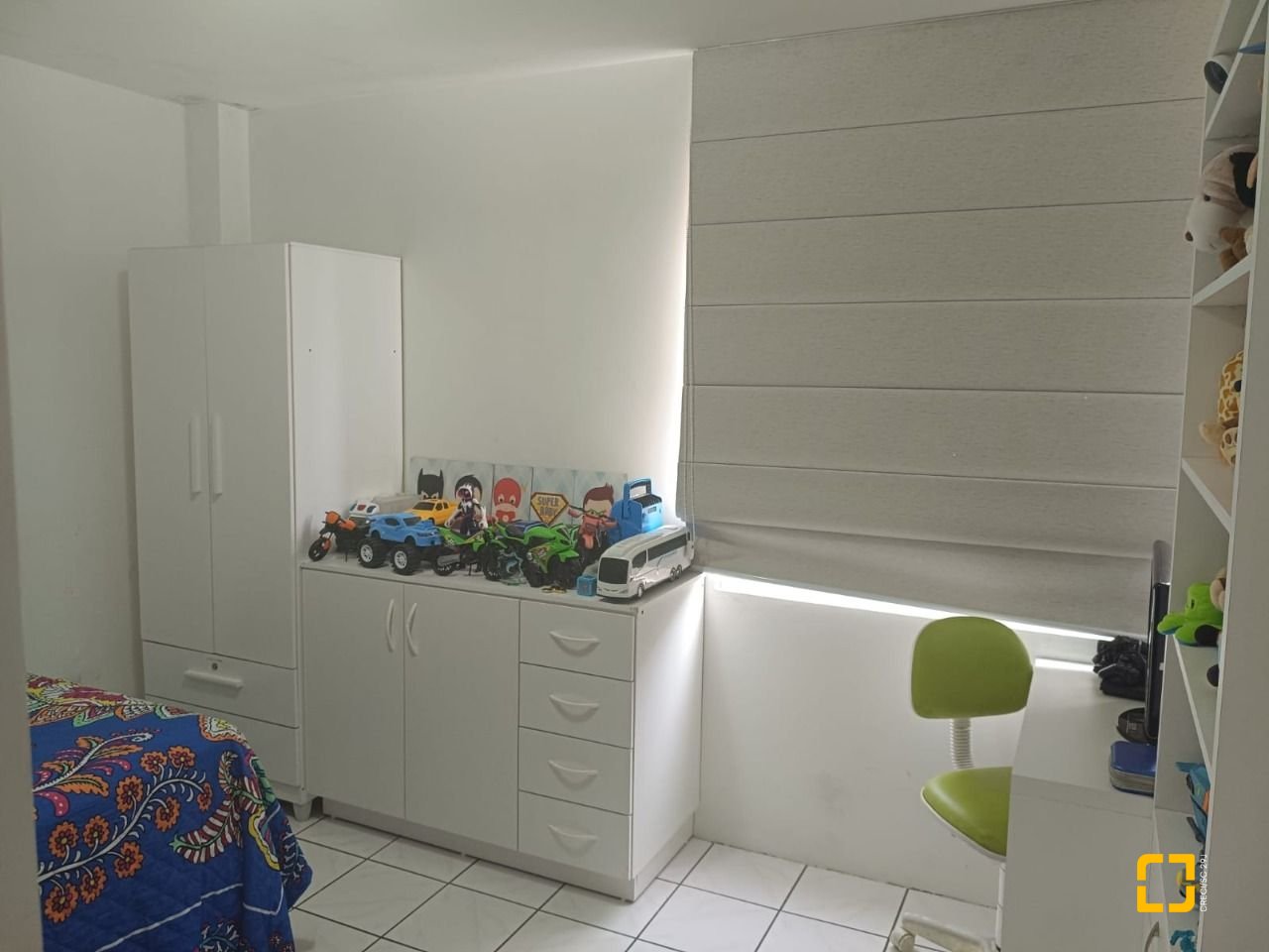 Apartamento com 80m², 4 quartos (sendo 1 suíte), 1 garagem, no bairro Estreito em Florianópolis