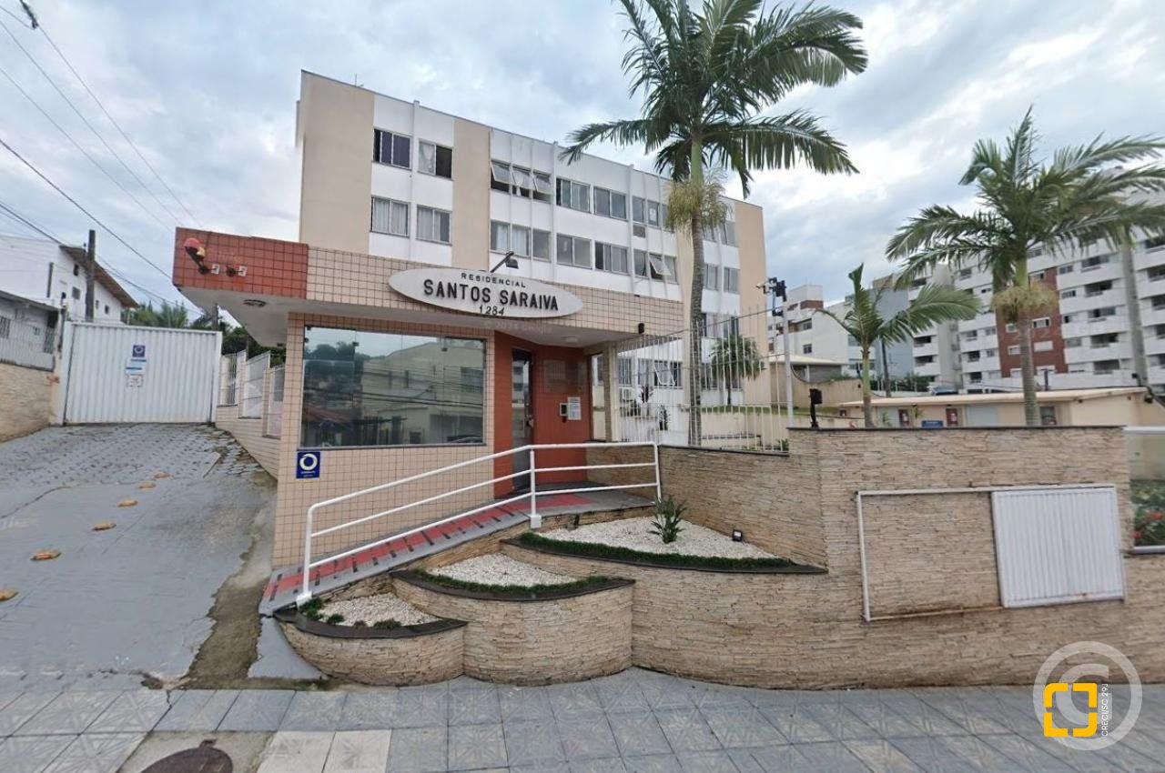Apartamento com 80m², 4 quartos (sendo 1 suíte), 1 garagem, no bairro Estreito em Florianópolis