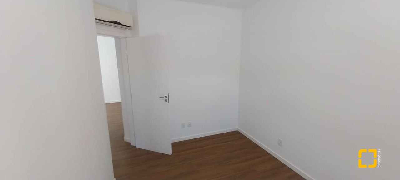Apartamento com 78m², 2 quartos (sendo 1 suíte), 1 garagem, no bairro Campeche em Florianópolis