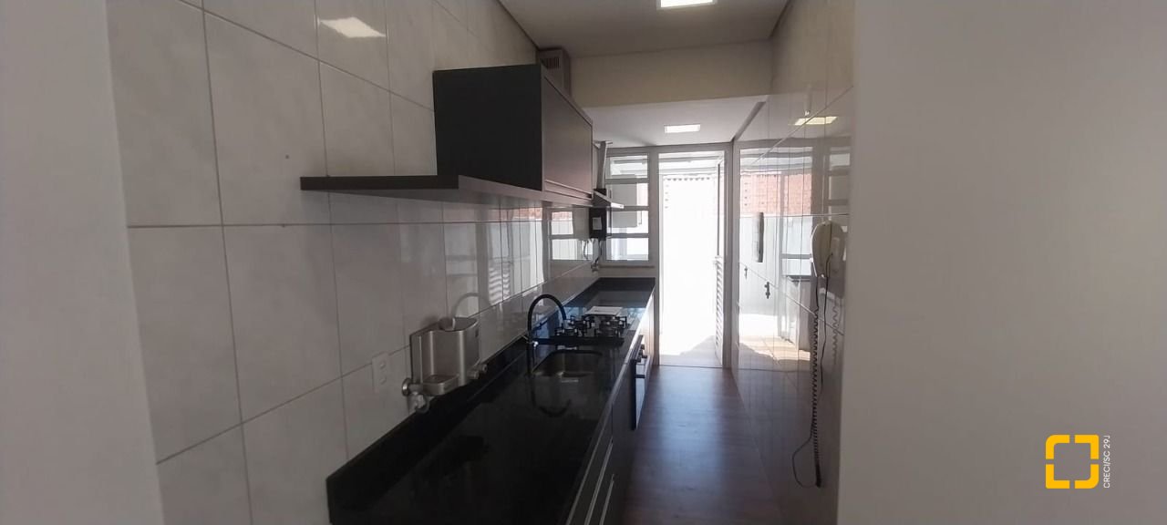 Apartamento com 78m², 2 quartos (sendo 1 suíte), 1 garagem, no bairro Campeche em Florianópolis