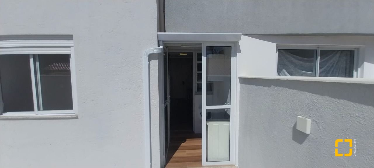 Apartamento com 78m², 2 quartos (sendo 1 suíte), 1 garagem, no bairro Campeche em Florianópolis