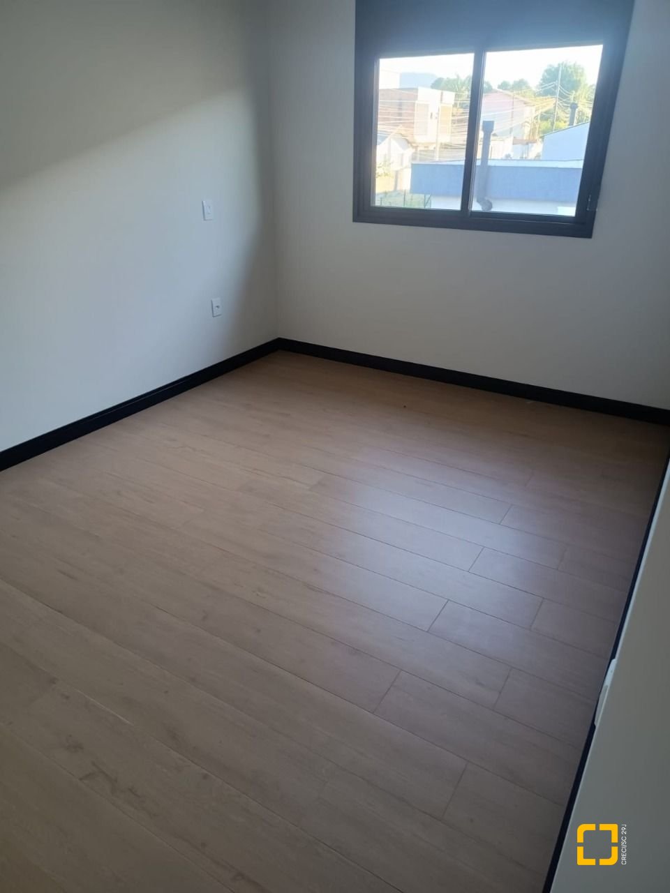 Casa de Condomínio com 250m², 6 quartos (sendo 3 suítes), 2 garagens, no bairro Rio Vermelho em Florianópolis