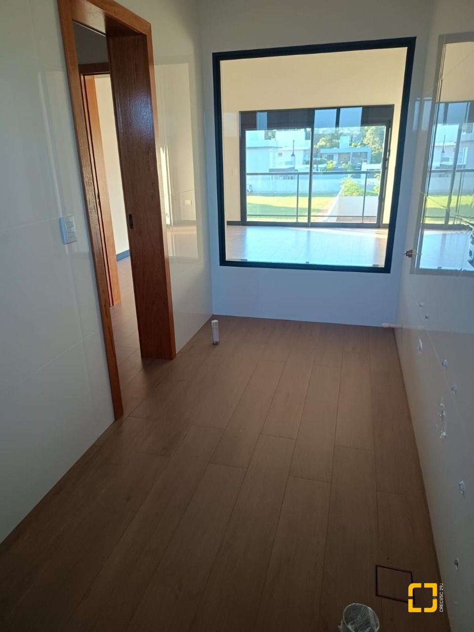 Casa de Condomínio com 250m², 6 quartos (sendo 3 suítes), 2 garagens, no bairro Rio Vermelho em Florianópolis