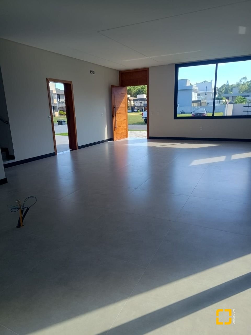 Casa de Condomínio com 250m², 6 quartos (sendo 3 suítes), 2 garagens, no bairro Rio Vermelho em Florianópolis